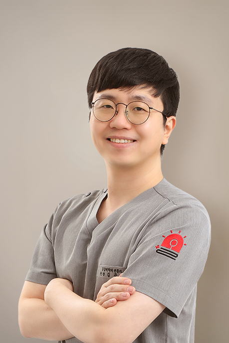 김준형 에디터 이미지